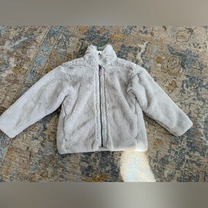 Patagonia faux fur light grey girls jacket. So adorable and soft!